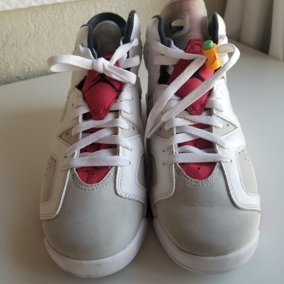 Jordan | VI Retro "Hare" - Picture 3 of 11